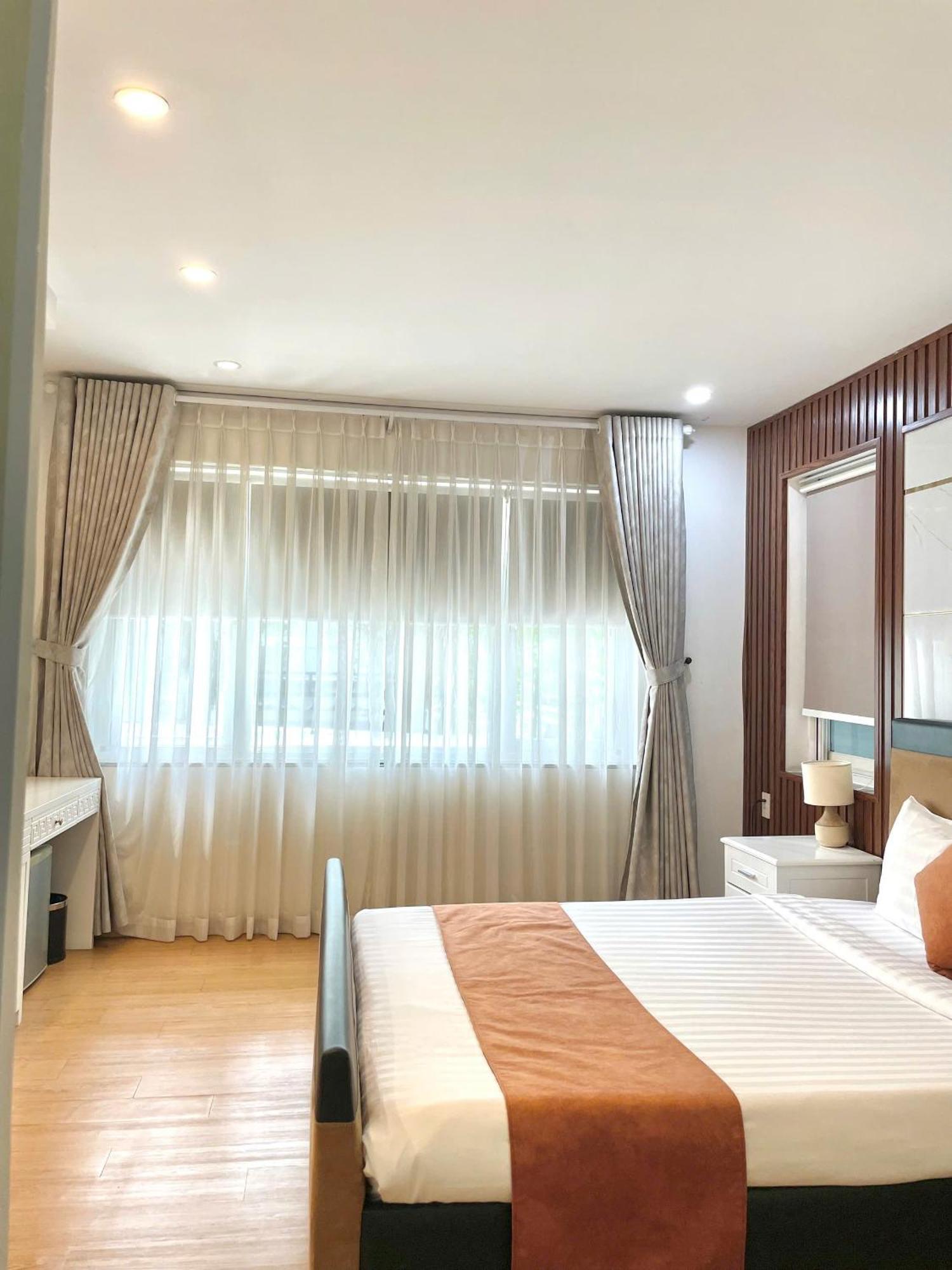 Paragon Hotel Pmh Ho Chi Minh City Exterior photo
