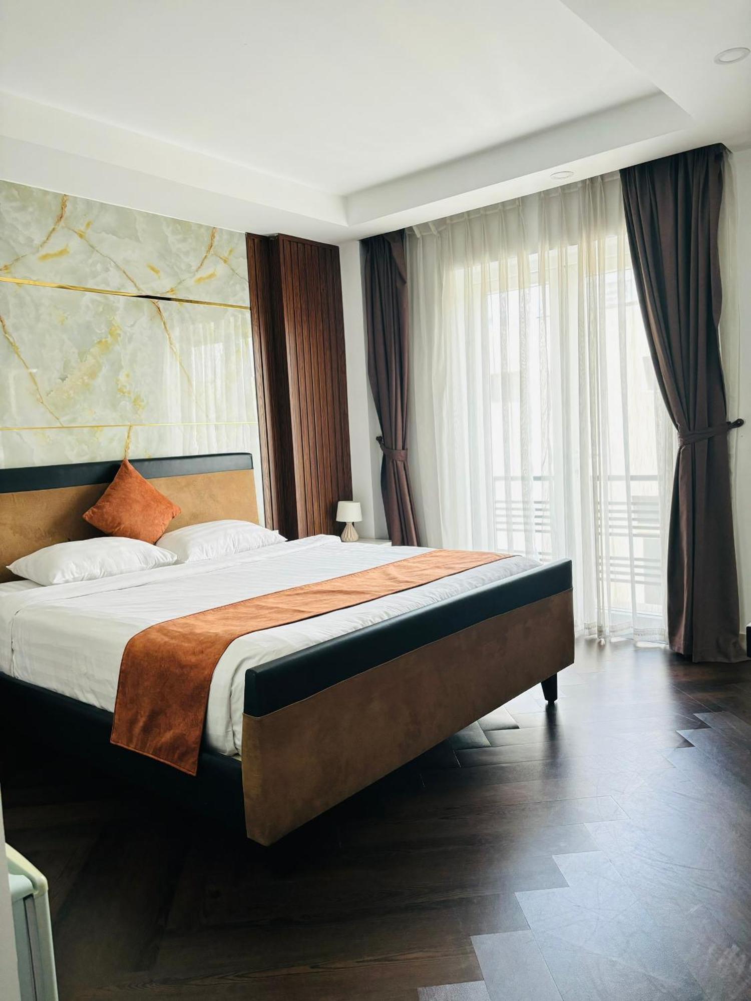 Paragon Hotel Pmh Ho Chi Minh City Exterior photo